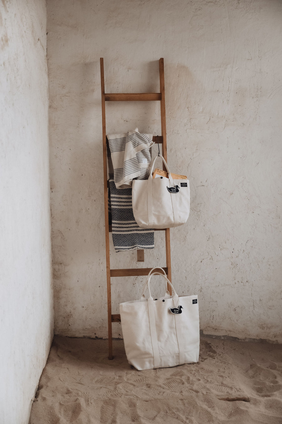 Maine St. Weekend Tote – Save Khaki United